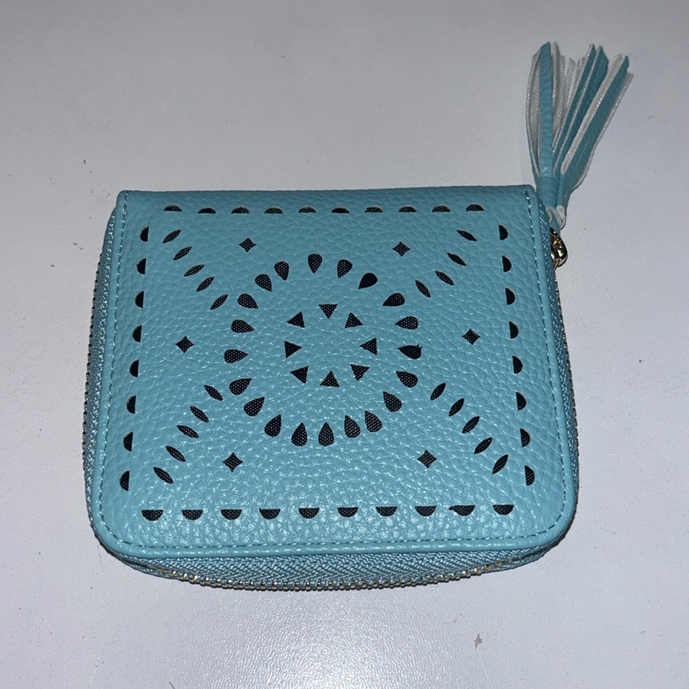 Cleobella Festive zip wallet NWOT